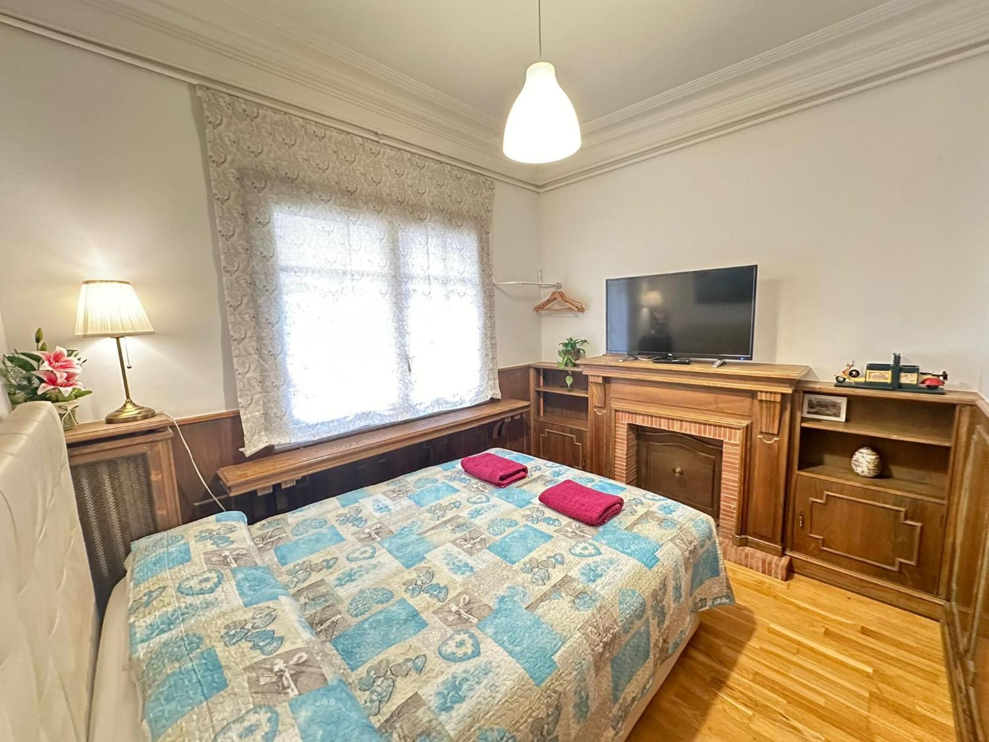 Alojamiento Nuevo Balmes Barcelona Exterior foto